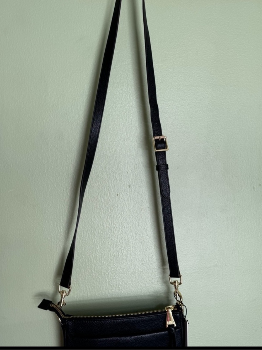 Aimee Kestenberg Madrid Double Zip Black Leather Gold Hardware Crossbody Bag NWT - Picture 13 of 15